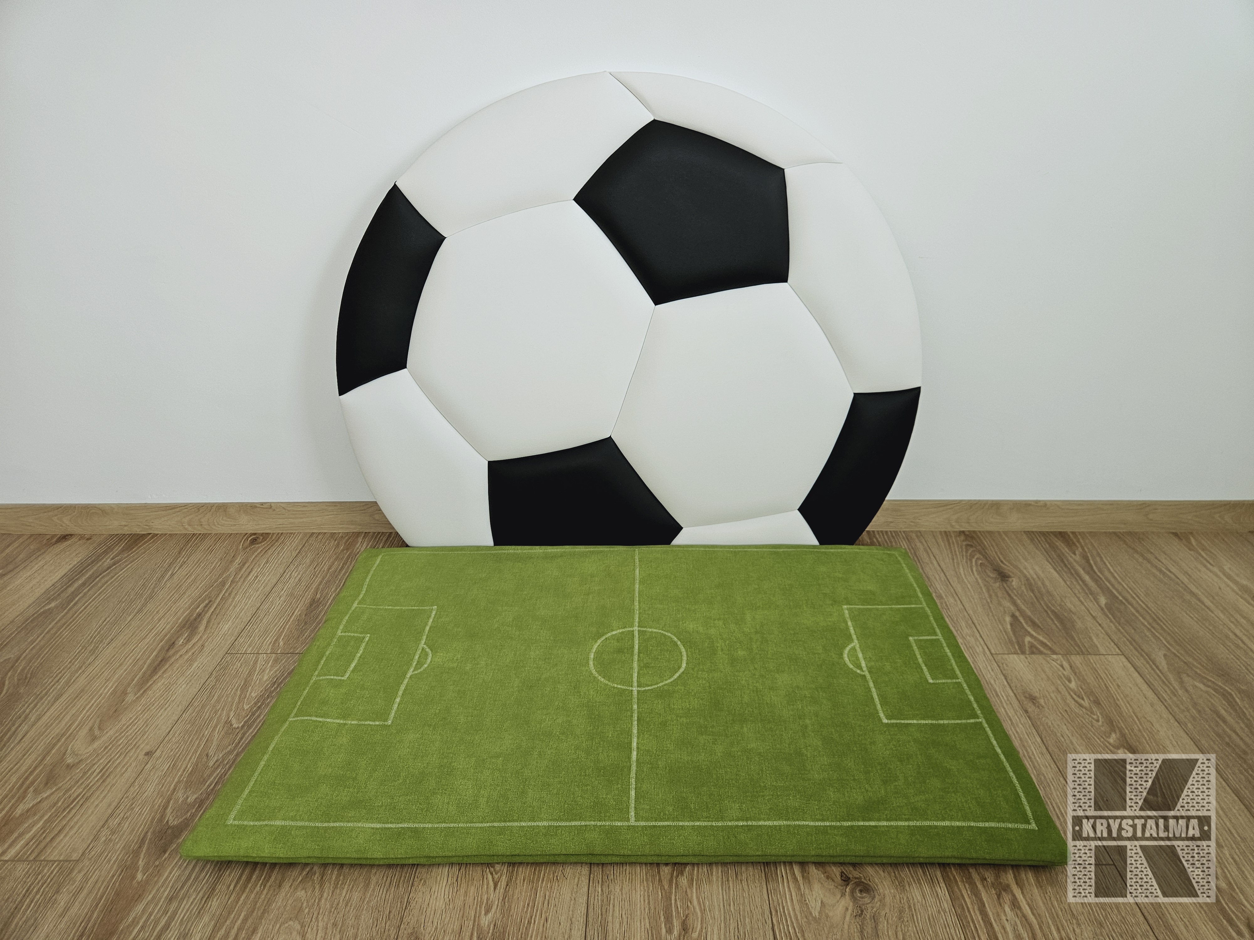 Čalúnená zástena futbalová lopta a podložka na hranie futbalové ihrisko